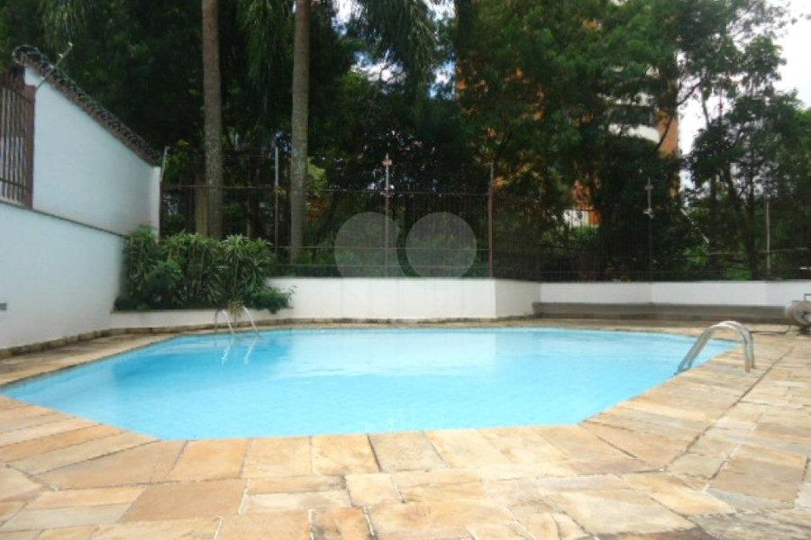 Apartamento à venda com 3 quartos, sendo 1 suíte, em Morumbi, São Paulo, SP