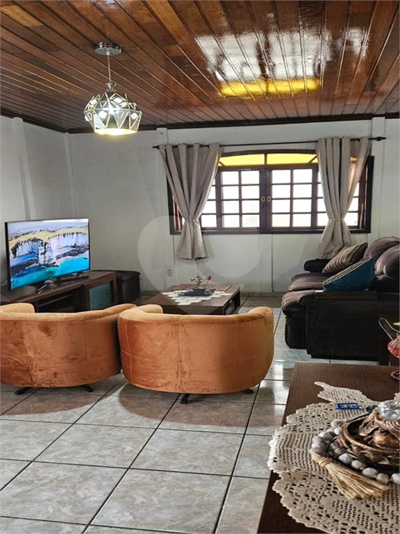 Casa à venda com 2 quartos, sendo 1 suíte, em Tremembé, São Paulo, SP