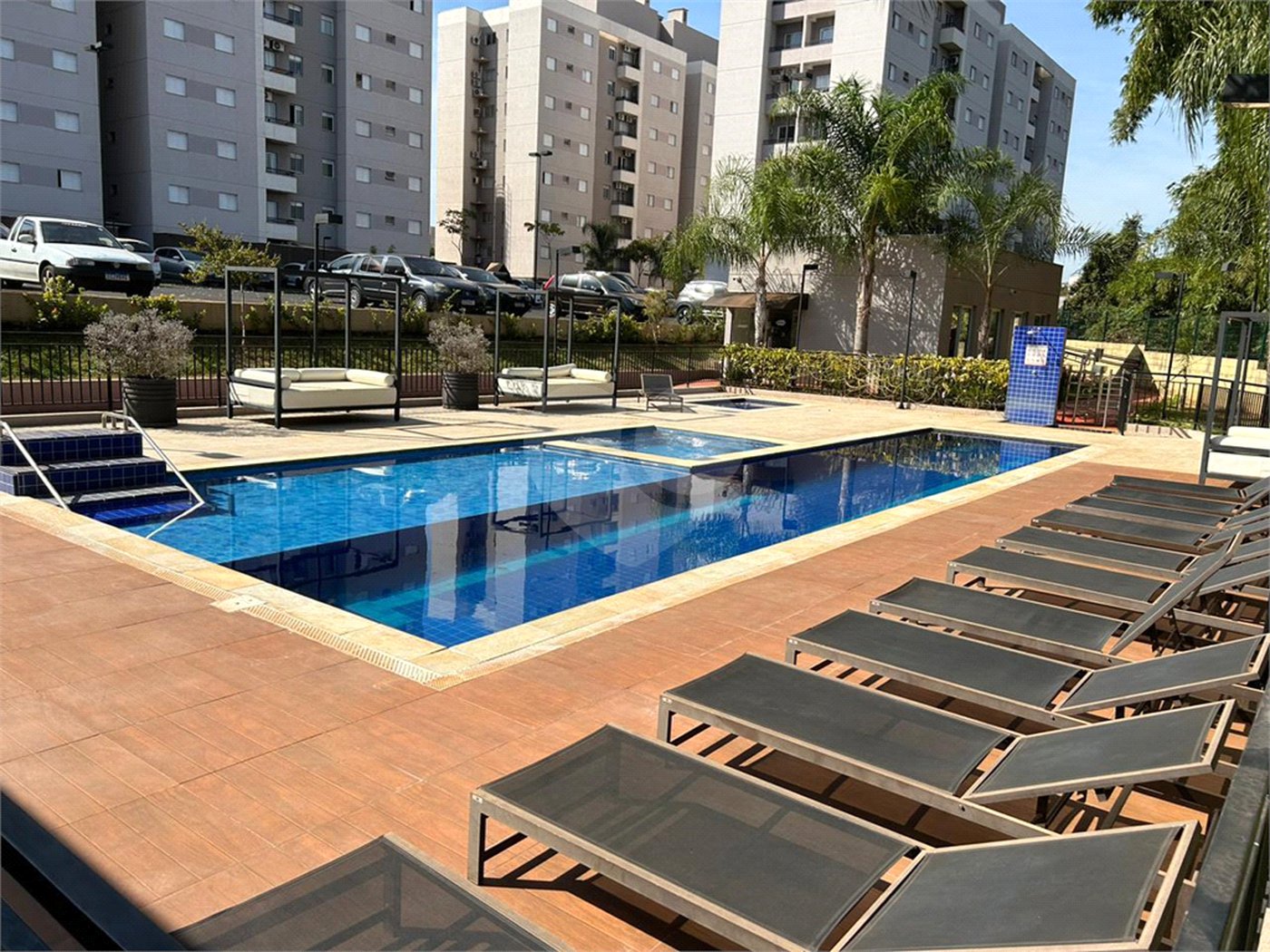 Apartamento à venda com 2 quartos, sendo 1 suíte,  em Jardim Manoel Penna, Ribeirão Preto, SP