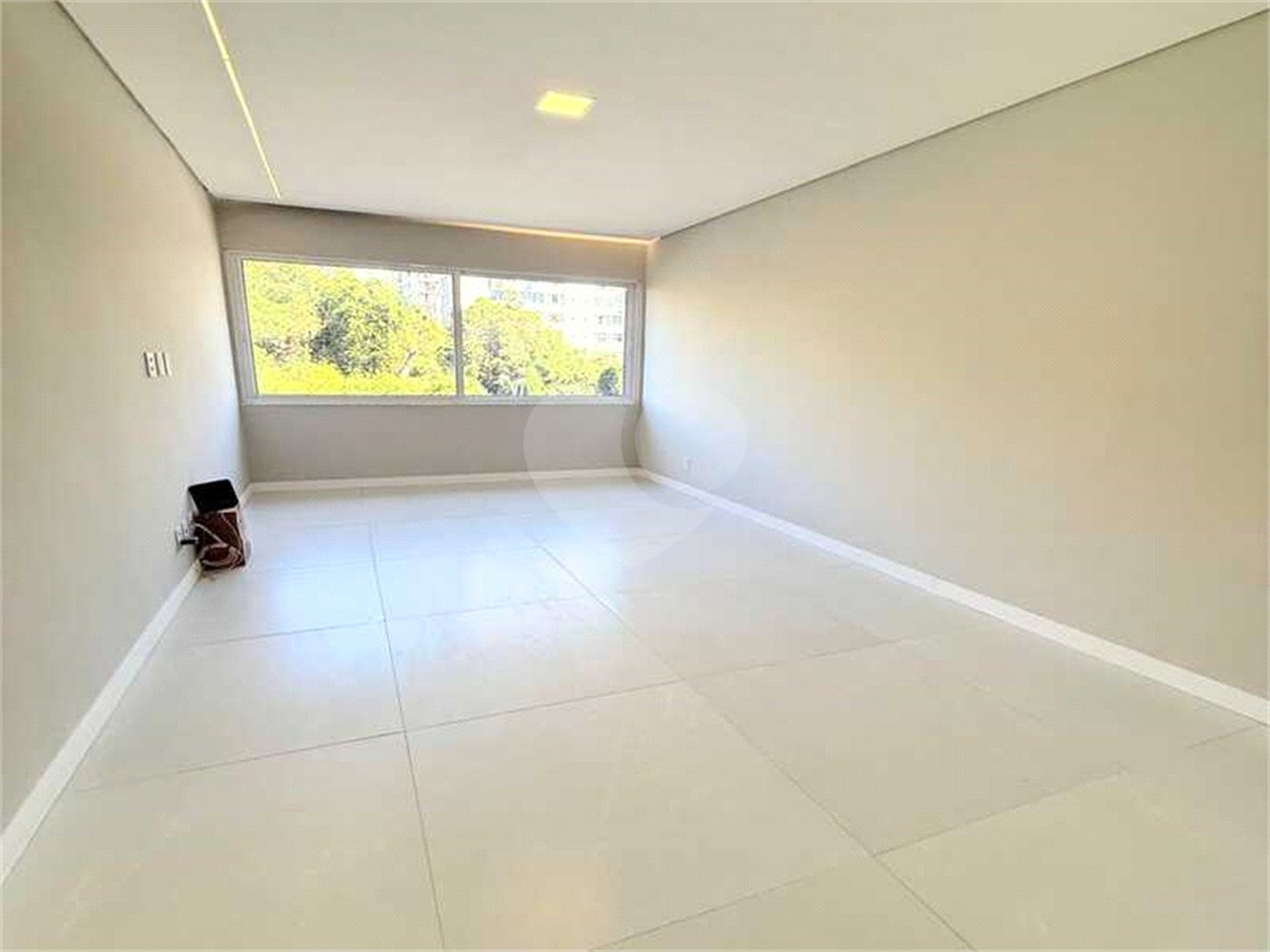 Apartamento à venda com 3 quartos, sendo 1 suíte, em Laranjeiras, Rio de Janeiro, RJ