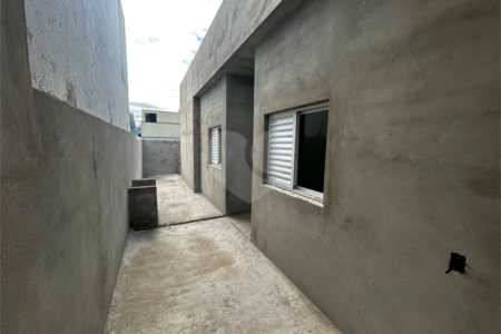 Casa à venda com 3 quartos, sendo 1 suíte,  no condomínio Lago dos Ipês, Itapetininga - SP