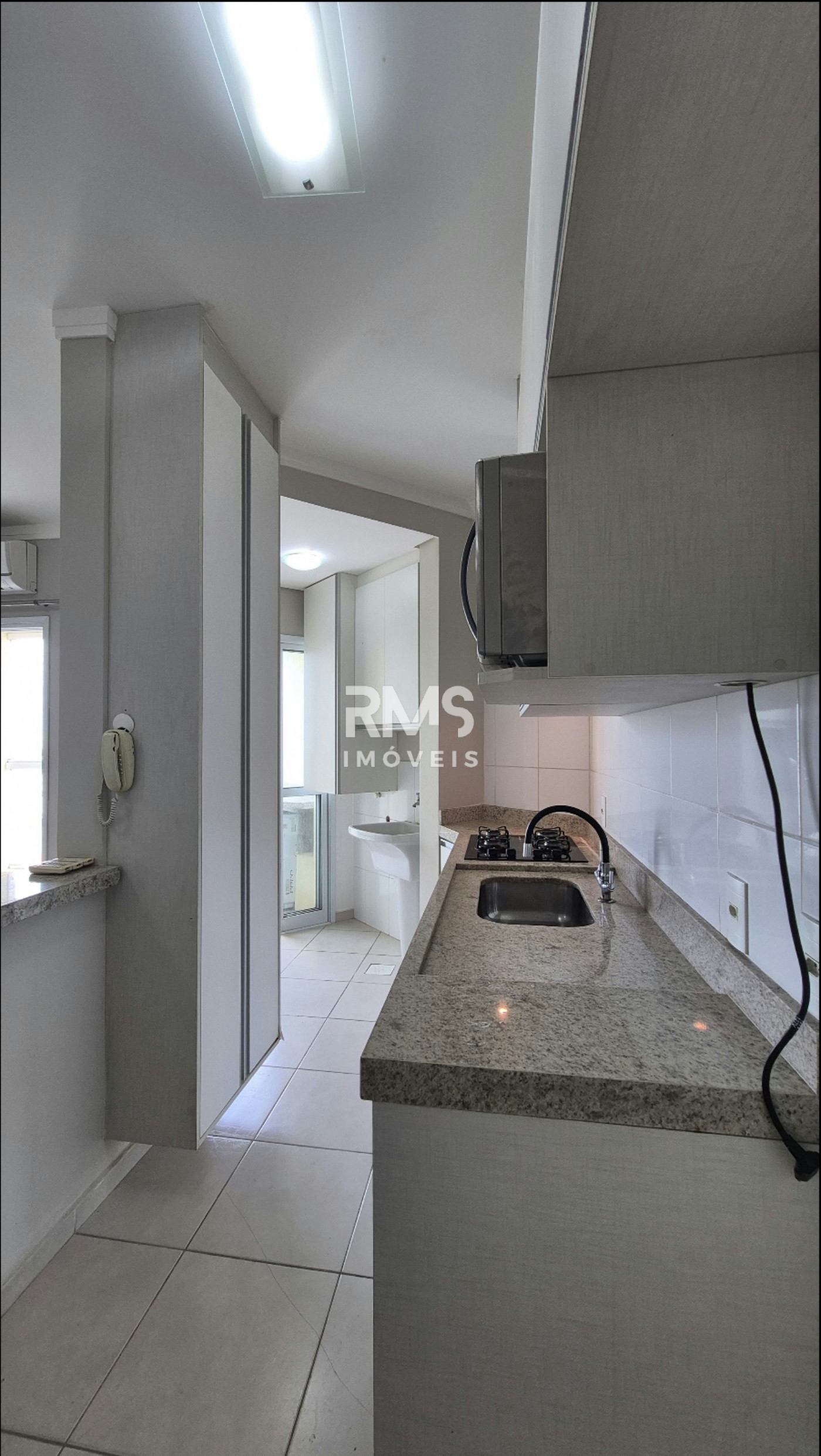 Apartamento à venda com 3 quartos, sendo 1 suíte,  em Jardim Aeroporto I, Itu, SP