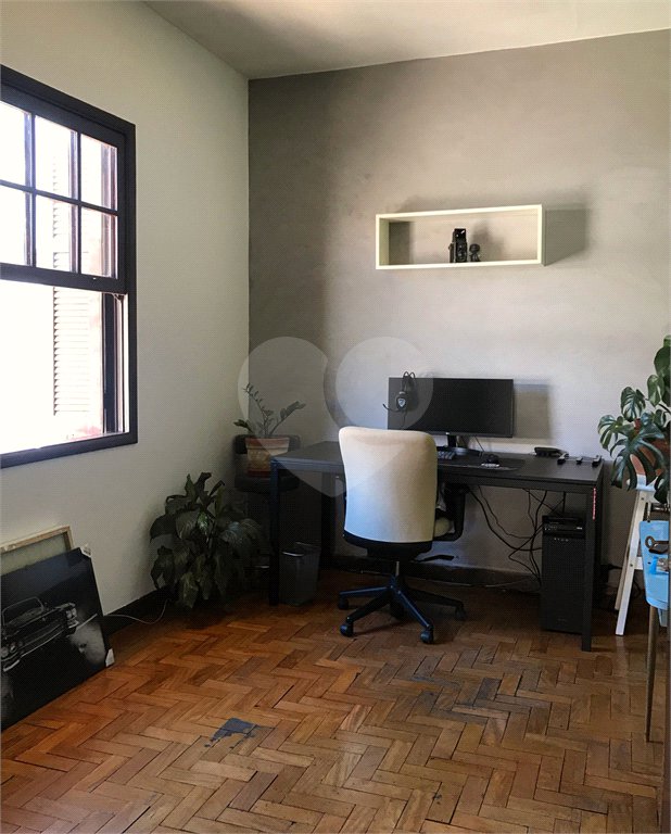 Casa à venda com 4 quartos, sendo 1 suíte,  em Vila Olímpia, São Paulo, SP