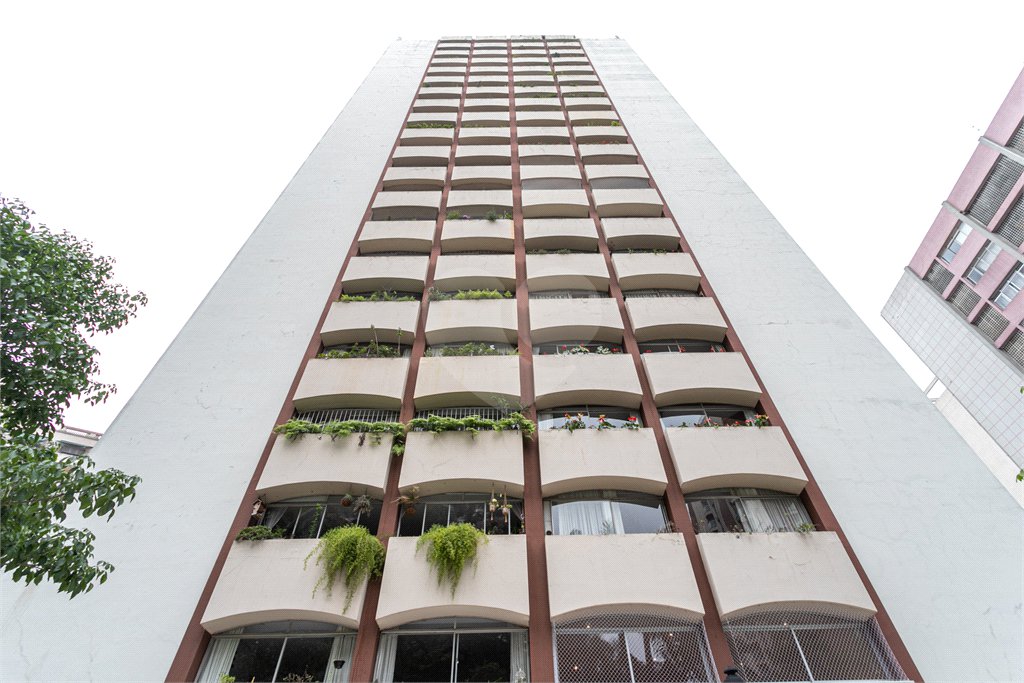 Apartamento à venda com 4 quartos, sendo 2 suítes,  em Bela Vista, São Paulo, SP