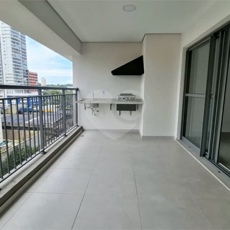 Apartamento à venda com 3 suítes em Vila Pirajussara, São Paulo, SP