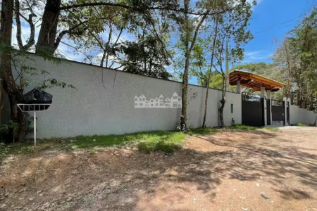 Casa à venda com 3 quartos, sendo 1 suíte,  em Jardim Brasil, Atibaia, SP