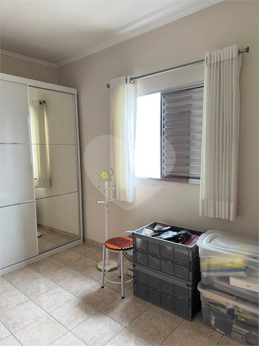 Casa à venda com 3 quartos, sendo 1 suíte, em Vila Constança, São Paulo, SP