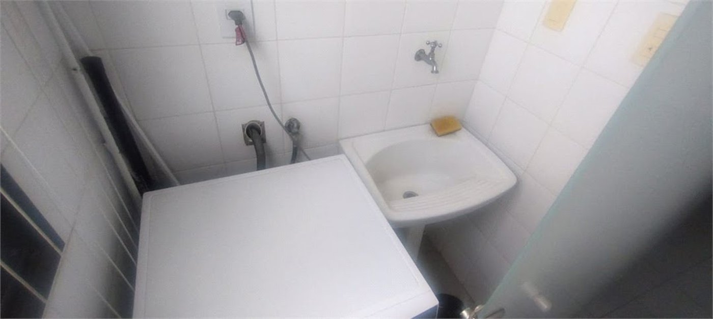 Apartamento 3 quartos com Vista para o Mar a Duas Quadras da Praia da Enseada – Guarujá