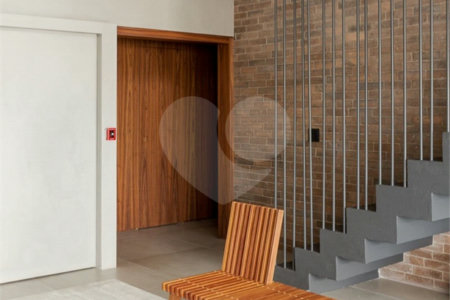 Apartamento à venda com 3 quartos, sendo 2 suítes, em Cerqueira César, São Paulo, SP