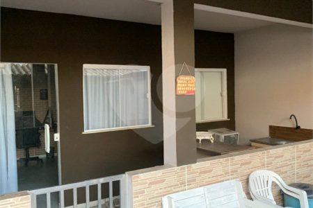 Casa à venda com 4 quartos, sendo 2 suítes,  em Santana, Itaguaí, RJ