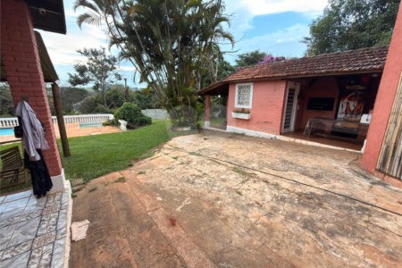 Chácara à venda com 3 quartos, sendo 1 suíte,  em Portal da Figueira, Itapetininga, SP
