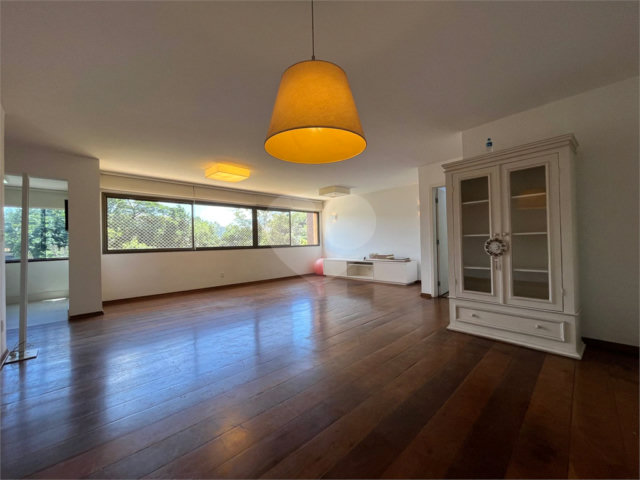 Apartamento à venda com 3 quartos, sendo 1 suíte,  em Tremembé, São Paulo, SP