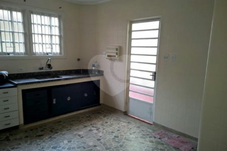 Sobrado à venda com 3 quartos, sendo 1 suíte,  em Planalto Paulista, São Paulo, SP
