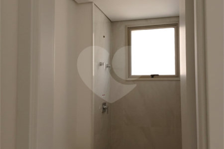 Apartamento à venda com 4 suítes em Real Parque, São Paulo, SP