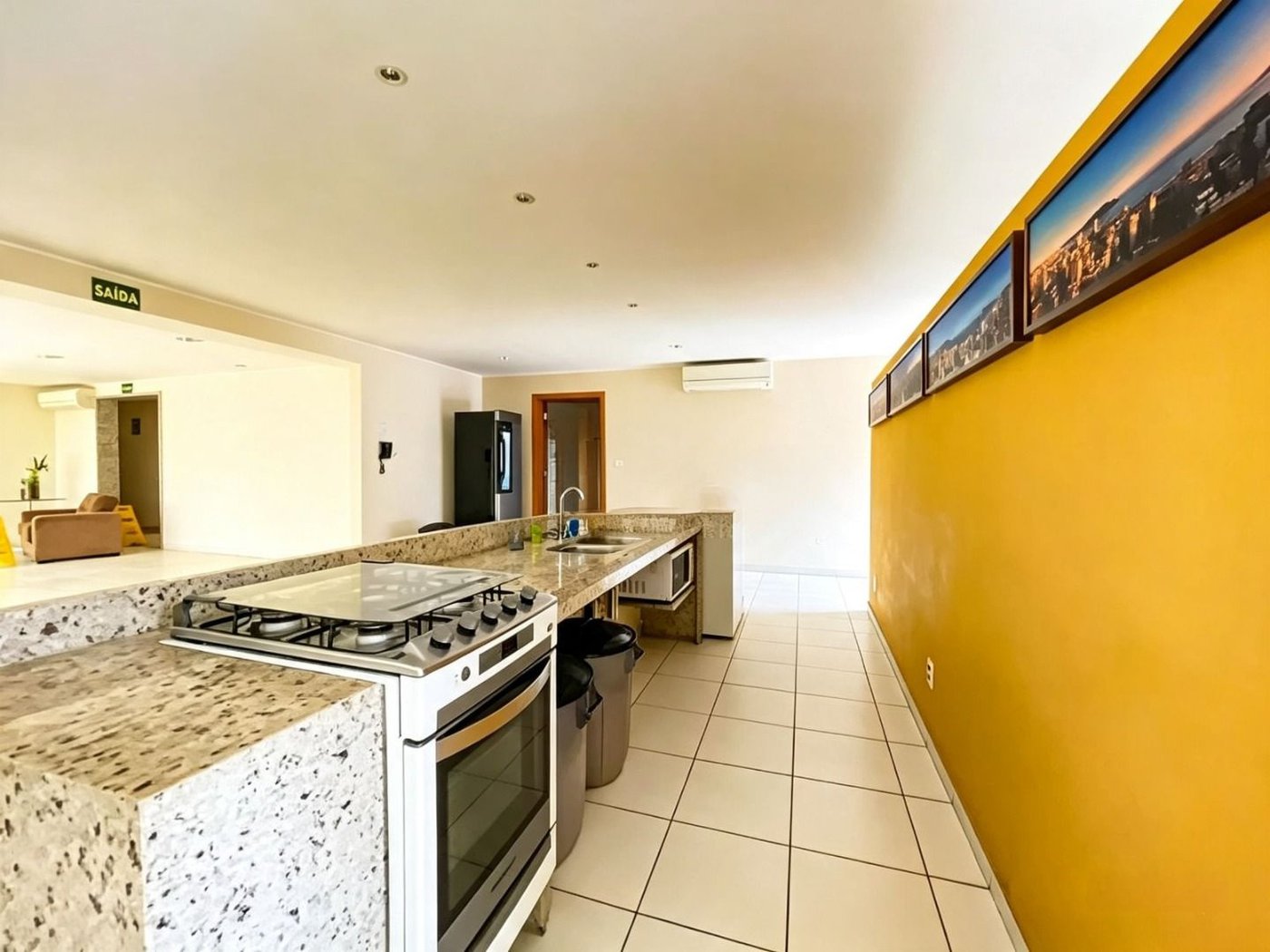 Cobertura com 2 dormitórios à venda, 183 m² por R$ 2.215.000,00 - Gonzaga - Santos/SP