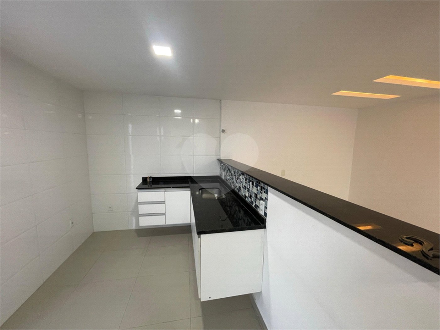 Casa à venda com 3 quartos, sendo 1 suíte, em Campo Grande, Rio de Janeiro, RJ