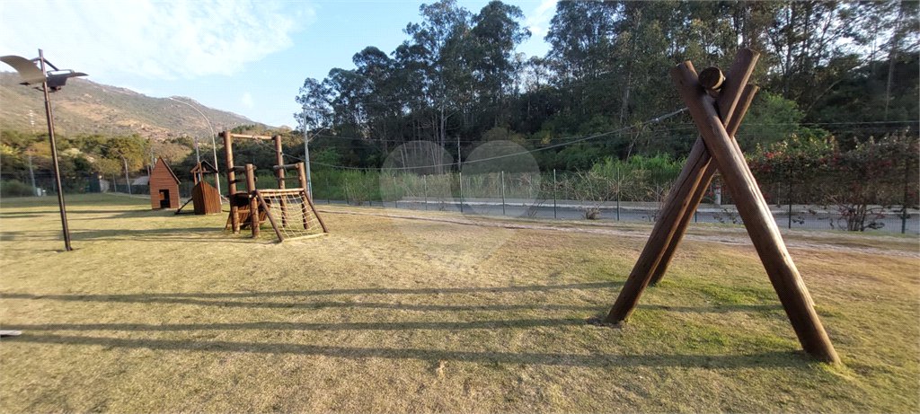 Casa à venda com 4 suítes no condomínio Itaporã, Atibaia - SP