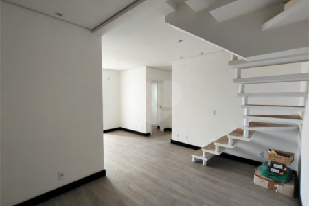 Duplex à venda com 2 quartos, sendo 1 suíte, em Vila Ginez, Itapetininga, SP