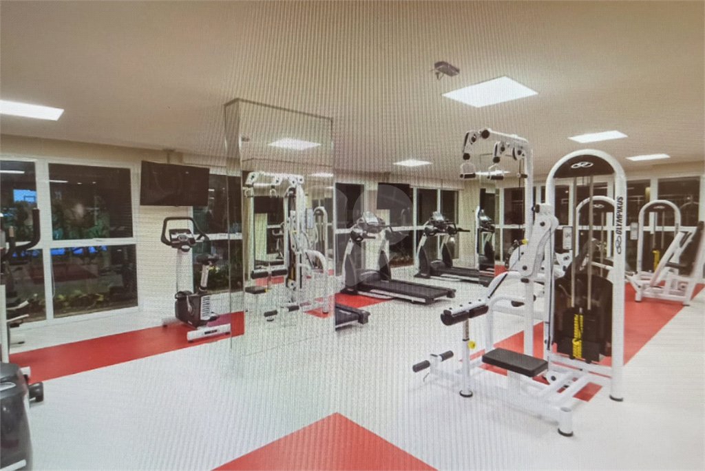 Apartamento à venda com 3 quartos, sendo 1 suíte,  em Vila Anastácio, São Paulo, SP