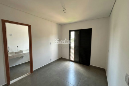 Apartamento à venda com 2 quartos, sendo 2 suítes, no Centro de Atibaia - SP