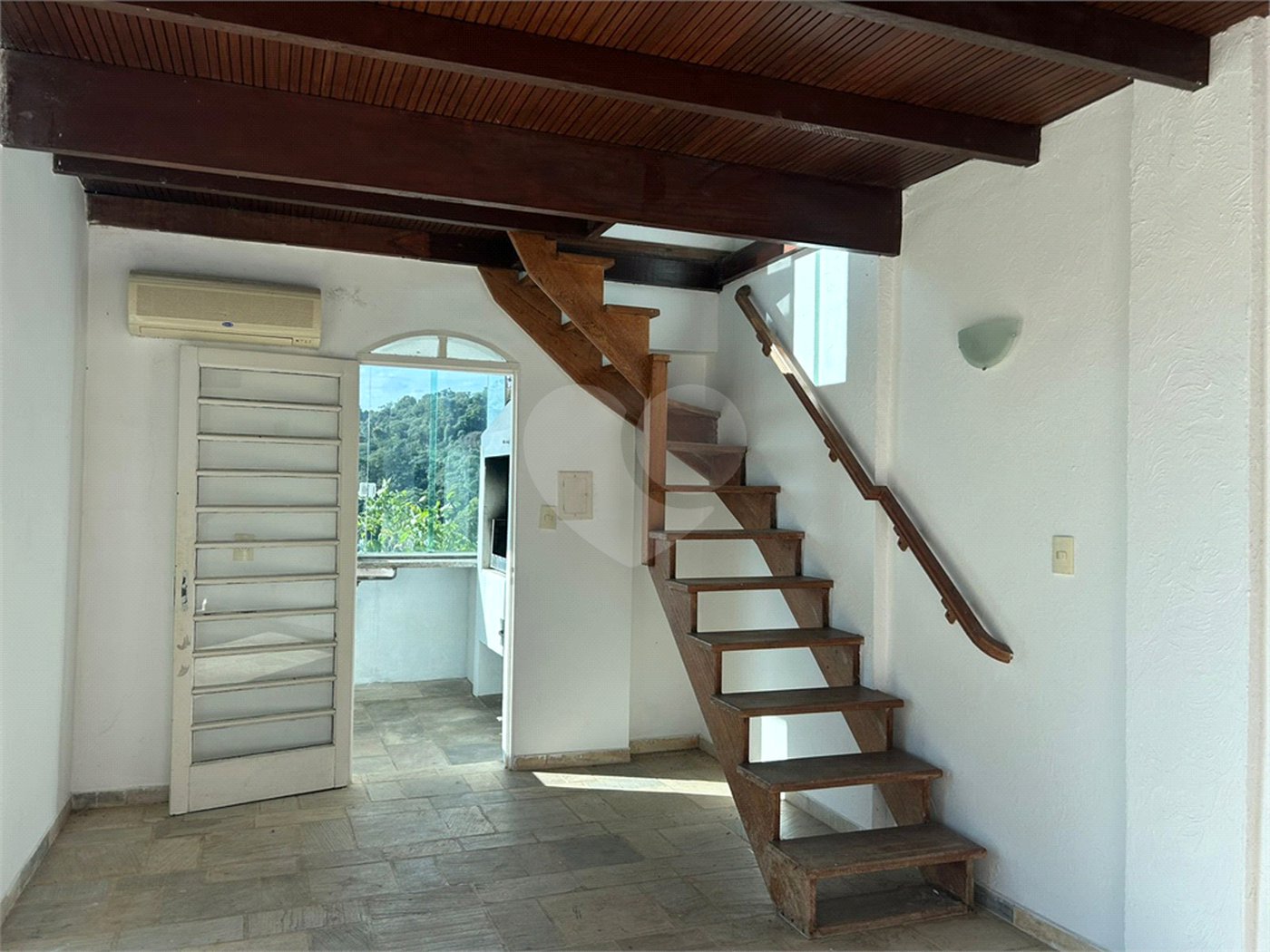 Casa para alugar com 3 suítes no condomínio Alpes da Cantareira, Mairiporã - SP
