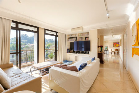 Apartamento à venda com 4 quartos, sendo 3 suítes,  em Real Parque, São Paulo, SP