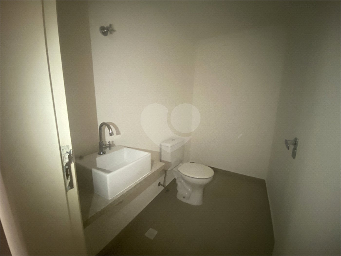 Apartamento para alugar com 3 suítes em Baeta Neves, São Bernardo do Campo, SP