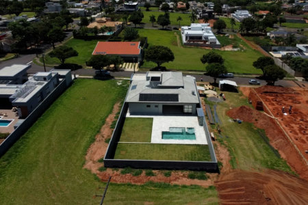 Casa à venda com 4 suítes no condomínio Gramado Park Residencial, Álvares Machado - SP