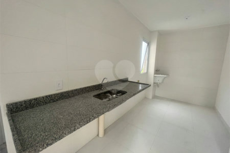 Casa à venda com 2 quartos no condomínio Severa, São Paulo - SP