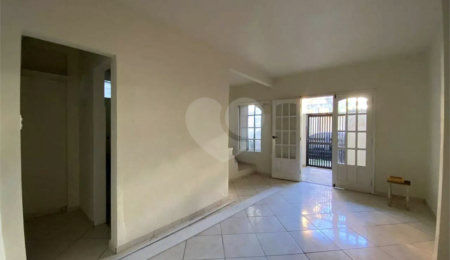 Casa à venda com 2 quartos em Praia dos Anjos, Arraial do Cabo, RJ