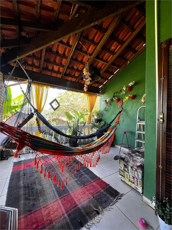 Casa à venda com 3 quartos, sendo 1 suíte, no Centro, Guararema, SP