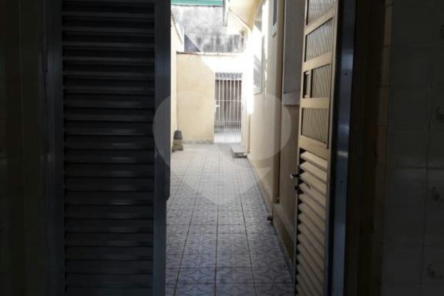 Sobrado à venda com 4 quartos, sendo 2 suítes, em Santana, São Paulo, SP