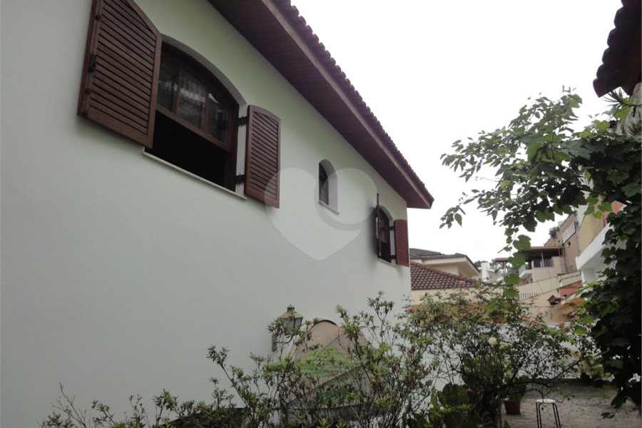 Sobrado à venda com 4 quartos, sendo 3 suítes, em Jardim São Bento, São Paulo, SP