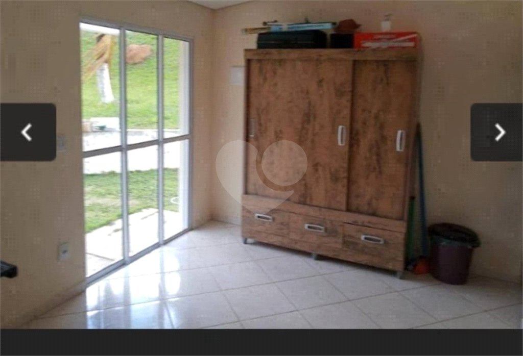Chácara à venda ou para alugar com 4 quartos, sendo 1 suíte, em Vila Omízollo, Louveira, SP
