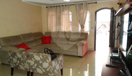 Sobrado à venda com 3 suítes em Vila Galvão, Guarulhos, SP