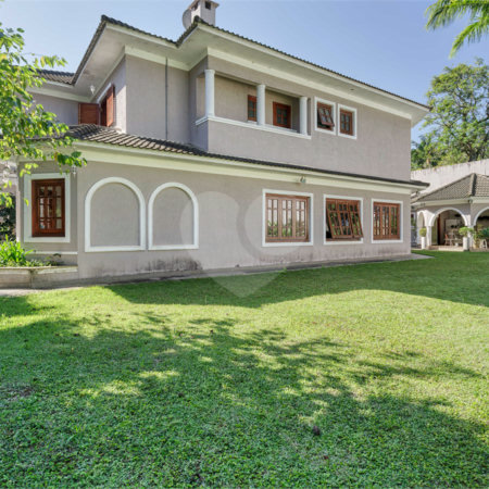 Casa à venda com 4 suítes em Interlagos, São Paulo, SP