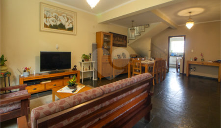 Casa à venda com 3 quartos, sendo 1 suíte,  em Chácara Inglesa, São Paulo, SP