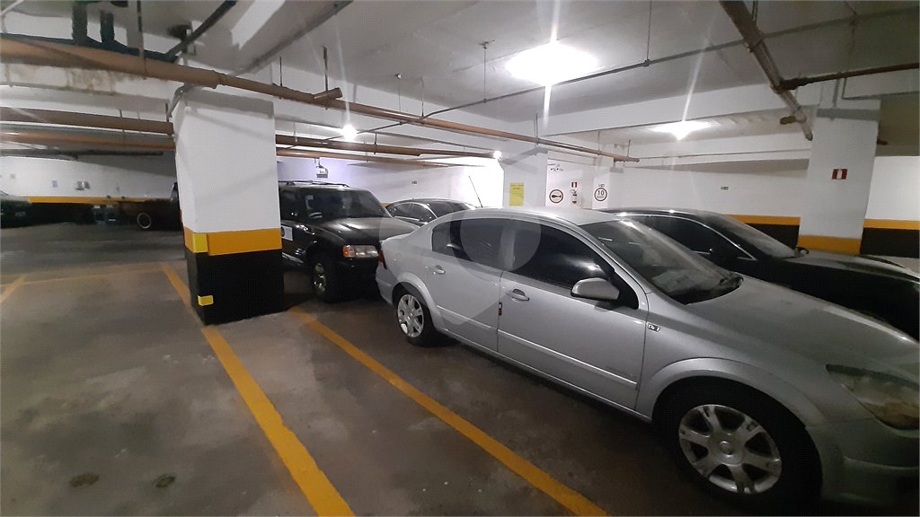 Apartamento a venda em Perdizes, 3 dormitórios, sendo 2 suítes e 2 vagas de garagem