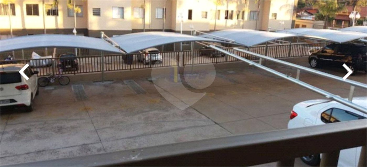 Apartamento no Condomínio Monte Vernon