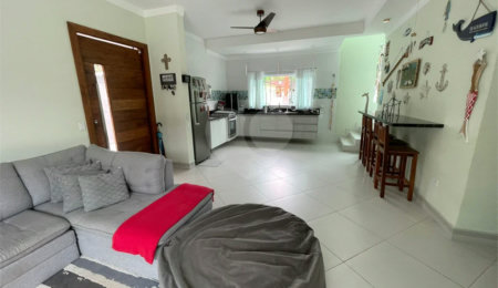 Casa à venda com 5 quartos, sendo 3 suítes,  em Boracéia, São Sebastião, SP