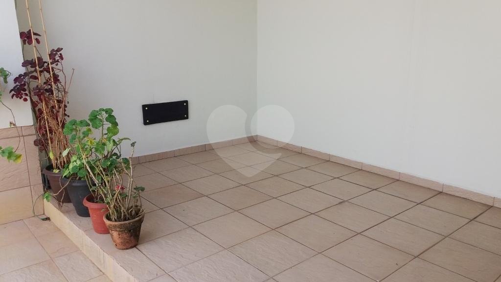 Sobrado de 105m2 à venda com 3 dormitórios na Vila Santa Catarina