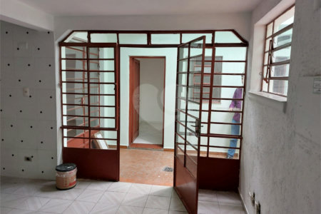 Sobrado à venda na Saúde c/ 330m2 - 5 Quartos/1 Suíte/2Vagas