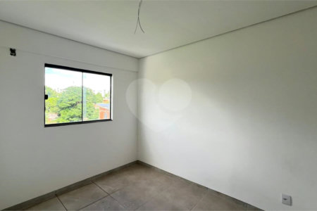 Apartamento à venda com 2 quartos em Alvorada, Cuiabá, MT