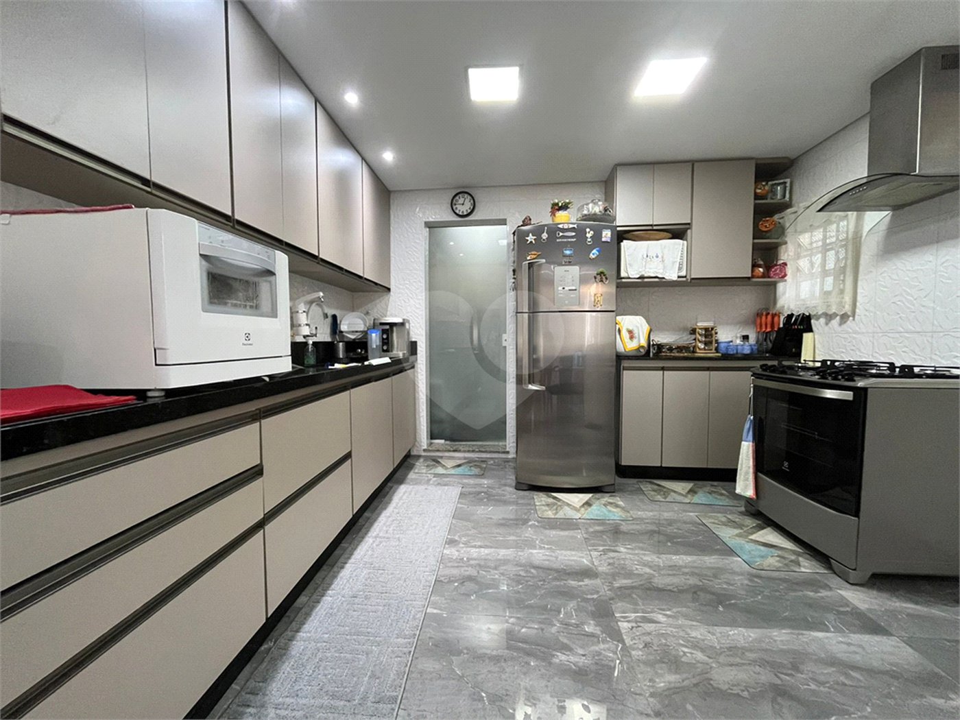 Sobrado à venda com 2 quartos, sendo 1 suíte, em Vila Nova Mazzei, São Paulo, SP