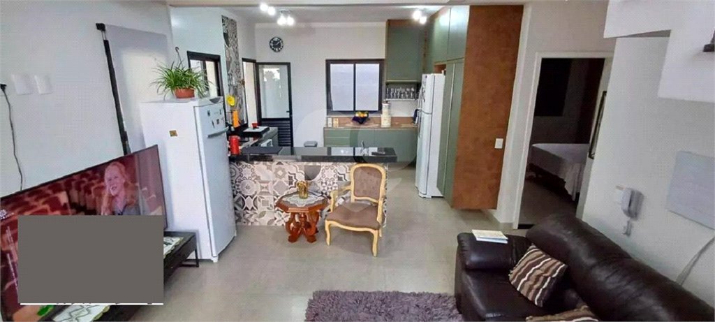 Casa à venda com 3 quartos, sendo 2 suítes, no condomínio Residencial Marchant Buarque, Atibaia - SP