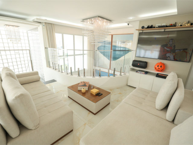 Apartamento à venda com 4 quartos, sendo 1 suíte,  em Vila Mariana, São Paulo, SP