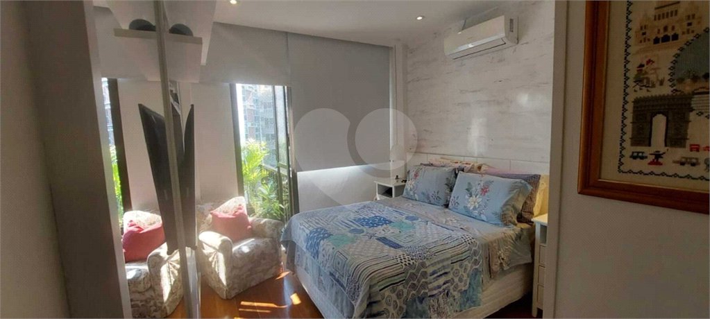 Apartamento à venda com 4 quartos, sendo 1 suíte,  em Tijuca, Rio de Janeiro, RJ