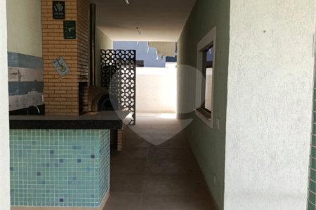 Casa à venda com 4 quartos, sendo 1 suíte, no condomínio Atlantico Sul, Rio de Janeiro - RJ