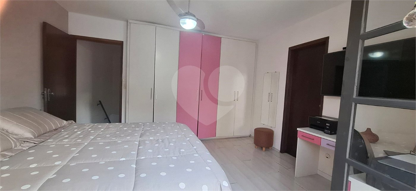 Casa à venda com 4 quartos, sendo 2 suítes, em Mandaqui, São Paulo, SP