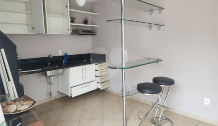 Casa à venda com 3 quartos, sendo 1 suíte,  no condomínio Terras de São Francisco, Vinhedo - SP